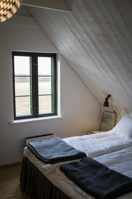 Froeken Hjorts Bed And Breakfast Höganäs Стая снимка